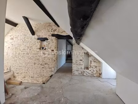 corps de ferme de 151 m² à quiers