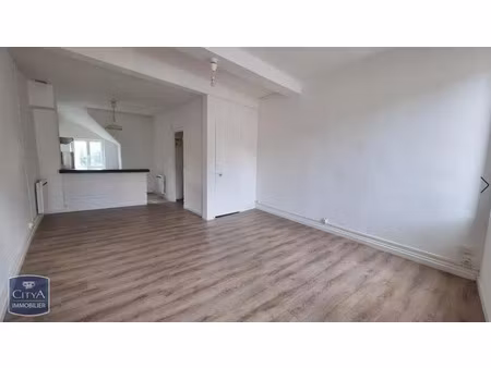 appartement à louer 2 pièces 54.7 m² - saint-quentin (02) - 490€