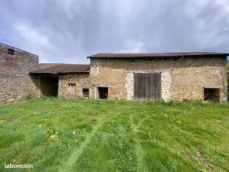 maison 1 pièce 100 m²