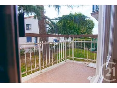 vente local industriel 1 pièce 23 m² créteil (94000)