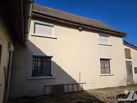 maison 3 pièces 85 m²