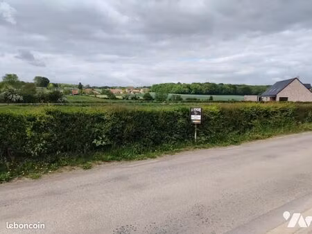 terrain 2400 m² linghem