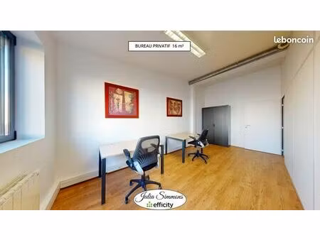 bureau 16 m²