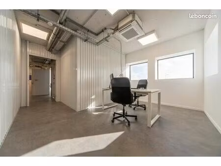 locaux d'activités / bureaux à louer à poissy