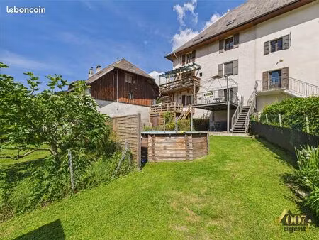 maison de village 6 pièces 164 m²