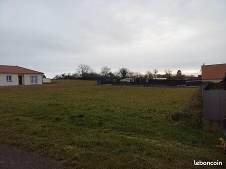 terrain constructible 1083 m² bouhans et feurg