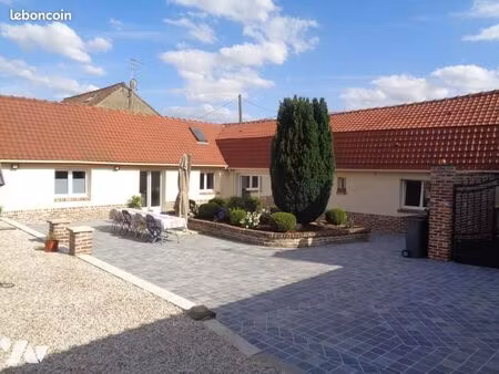 maison 14 pièces 183 m²