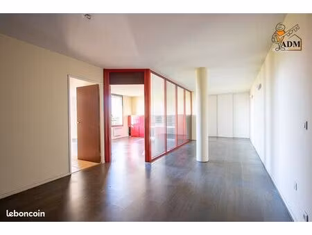 bureaux 64 m² magny-le-hongre