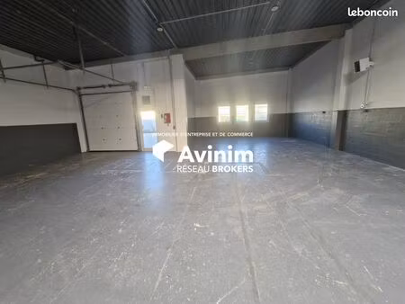 local 385 m² lognes