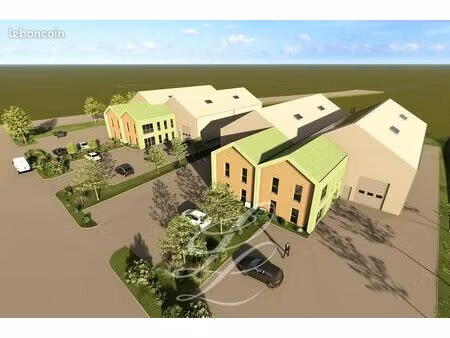 local d'activité 555 m²