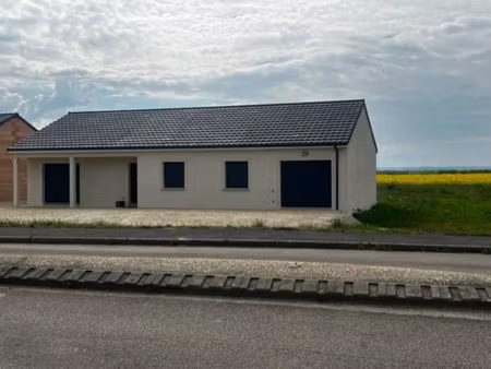 maison neuve plain-pied avec garage  terrasse et grand terrain – à saisir !