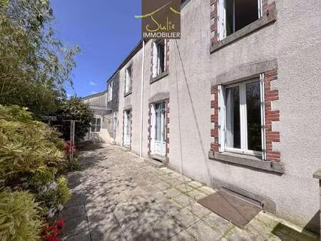 vente maison à bressuire (79300) : à vendre / 129m² bressuire
