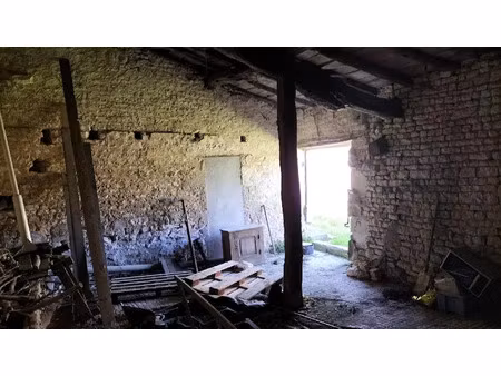 vente maison 1 pièce 1 m² à saint-saturnin-du-bois (17700)  28 000 €