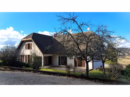 vente maison 6 pièces 228 m² à demangevelle (70210)  197 600 €