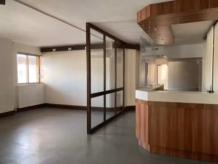 vente bureau 160 m² perpignan (66000)
