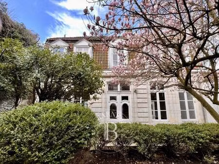 vendu - maison 6 pièces 131 m2 lille vieux lille