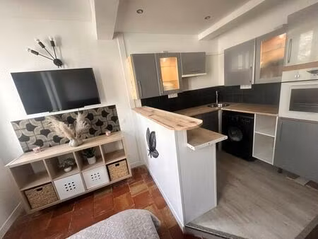 location appartement 1 pièce 23 m² à castelnaudary (11400)