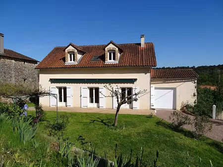 vente maison 9 pièces 226 m² à sourzac (24400)  195 000 €