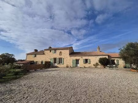 vente maison à bourgneuf-en-retz (44580) : à vendre / 232m² bourgneuf-en-retz
