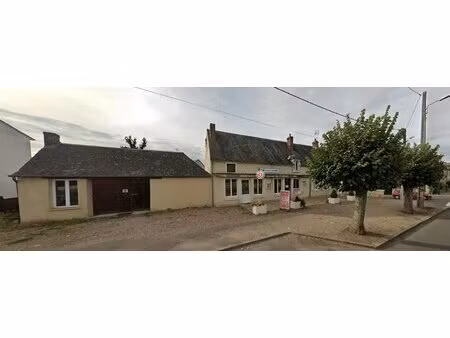 guerigny  idéal investissement ensemble immobilier d'un restaurant rapide  d'un appartemen
