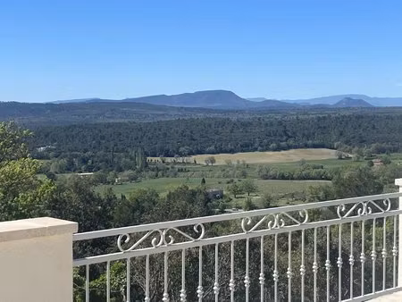 volumineuse villa de 142 m² avec vue panoramique