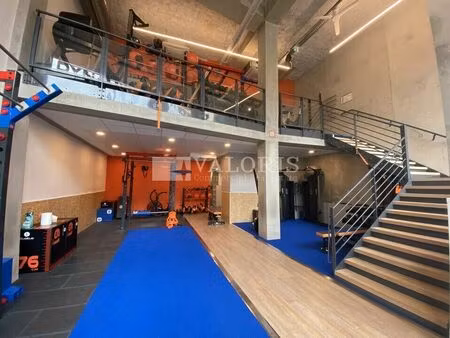 location commerce 211 m² à lyon 3 (69003)