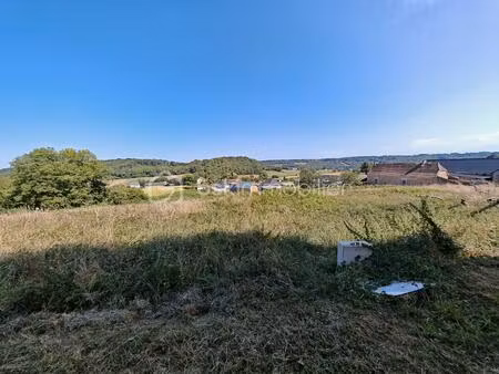 terrain de 2 280 m² à vic-en-bigorre