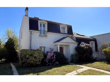 maison saint-denis-en-val 177 m² t-5 à vendre  468 000 €