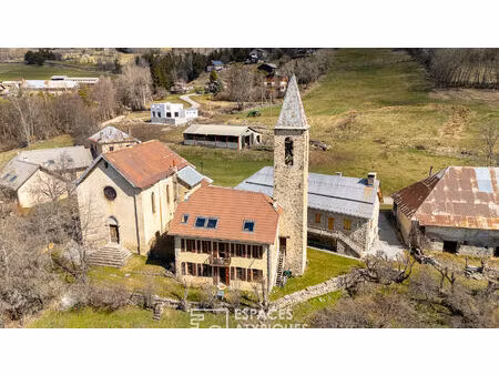 ancien presbytère du xixe siècle