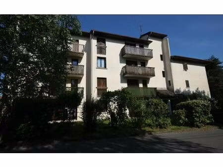 location appartement  m² t-1 à orthez  400 €