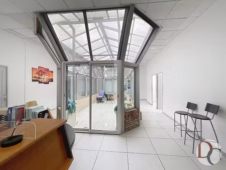 location locaux professionnels 210 m² à arnouville-les-gonesse (95400)  2 600 €