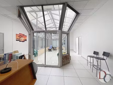 location locaux professionnels 9 pièces 210 m² à arnouville-les-gonesse (95400)  2 600 €