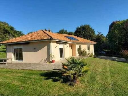 87430 verneuil-sur-vienne - maison récente (2009) de 122 m².