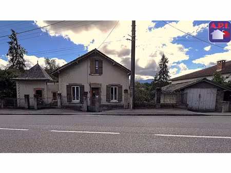 vente maison 8 pièces 140 m² à foix (09000)  139 500 €