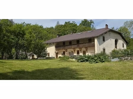 maison de luxe à vendre à belleydoux