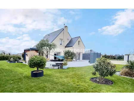 vente maison 6 pièces 125 m2 à plourhan