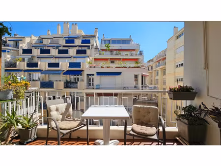 nice - carré d'or : appartement 3 pièces de 86 m2 - terras