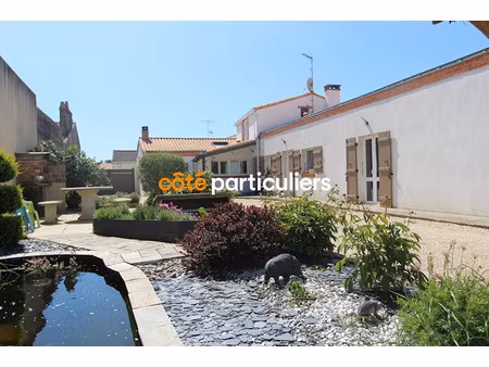 vente maison 5 pièces 163.09 m² à grues (85580)  285 000 €