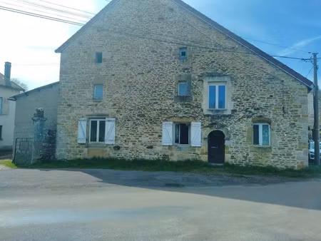 vente maison 5 pièces 121 m² langres (52200)