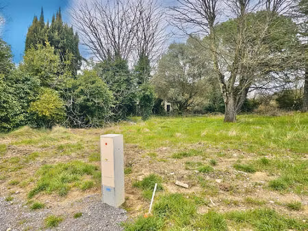 vente terrain 590 m² saint-théodorit (30260)