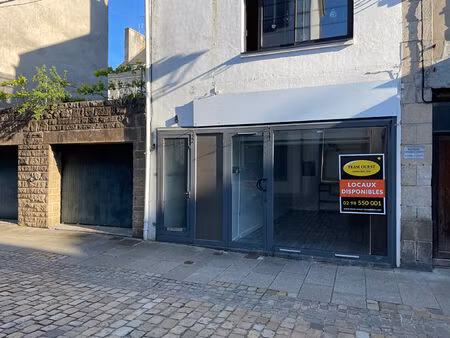 local commercial quimper 35 m2