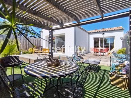 maison 4 pièces - 85 m²