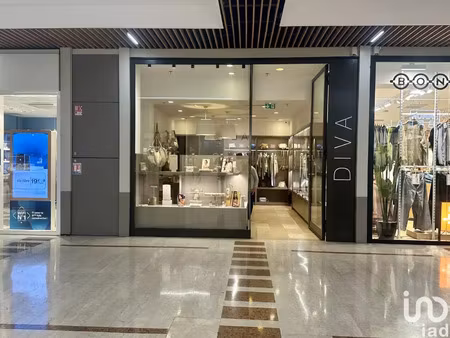 vente bureaux et commerces à saint-clément-de-rivière (34980) : à vendre / 31m² saint-clém