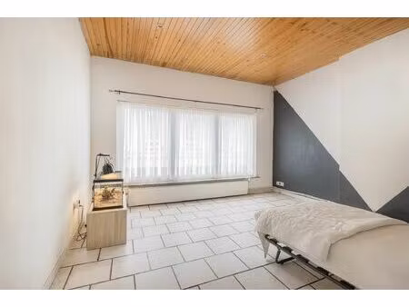 immeuble de rapport à vendre avec terrasse et jardin   morlanwelz (vbc68522)