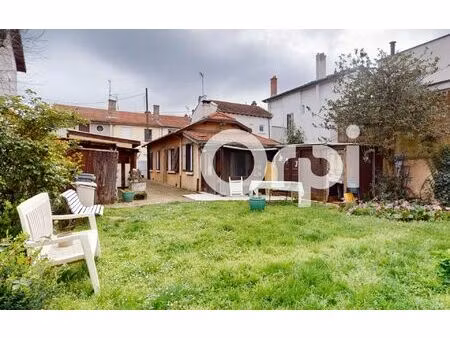 terrain bron m² t- à vendre  295 000 €