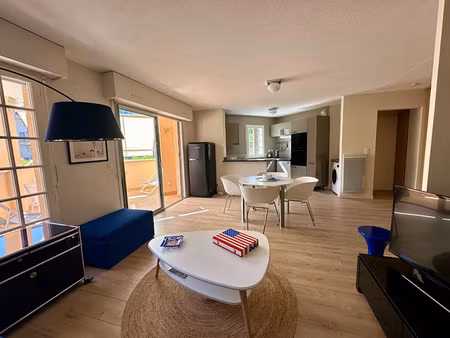 vente appartement 2 pièces 50.98 m² à saint-tropez (83990)  675 000 €