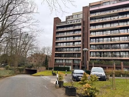 quartier observatoire - parking interieur securise 1 voiture