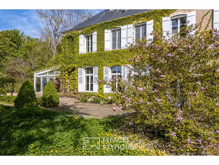 demeure du xviiie siècle et son parc paysagé