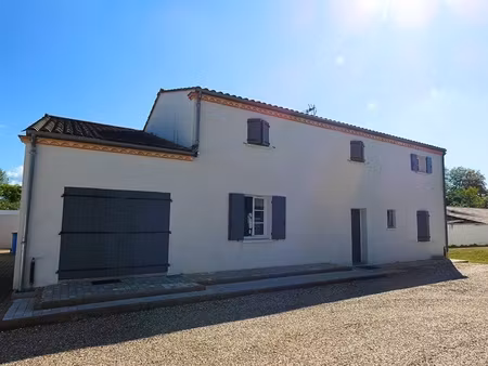 maison 6 pièces - 240 m²