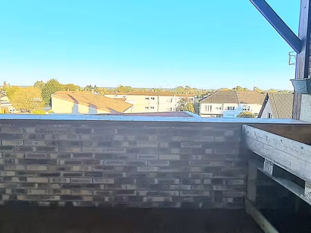 bel appartement avec terrasse et garage